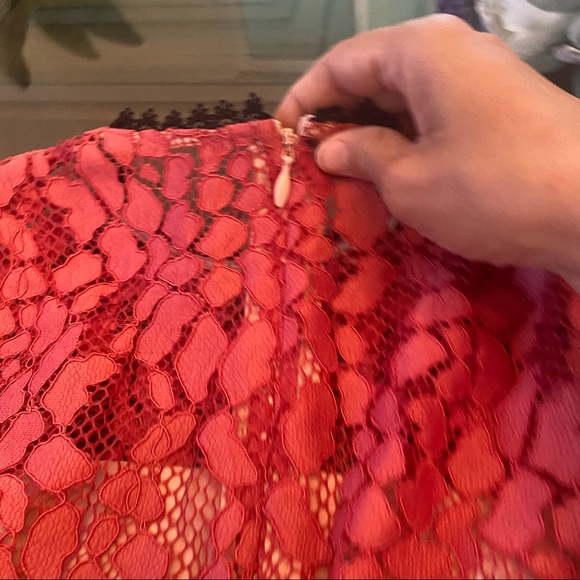 Host Pick! 🎉  Alexis “Remi “ lace dress size S NWT - Picture 9 of 16